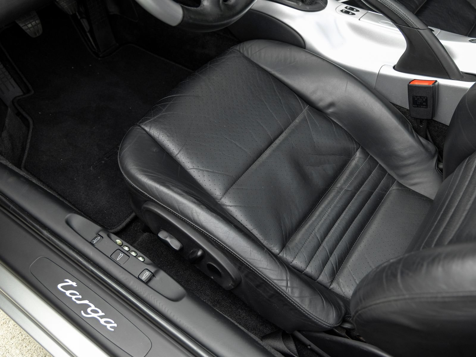 Used 2003 Porsche 911 Targa RWD image 26