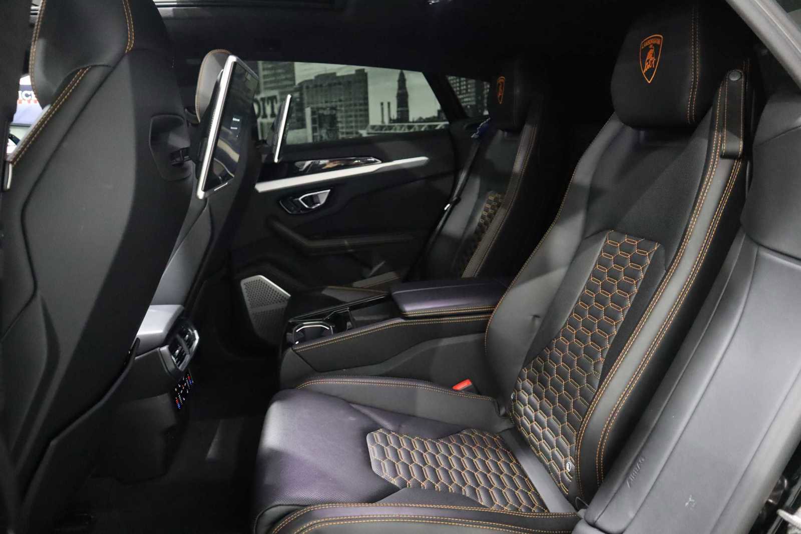 Used 2019 Lamborghini Urus image 26