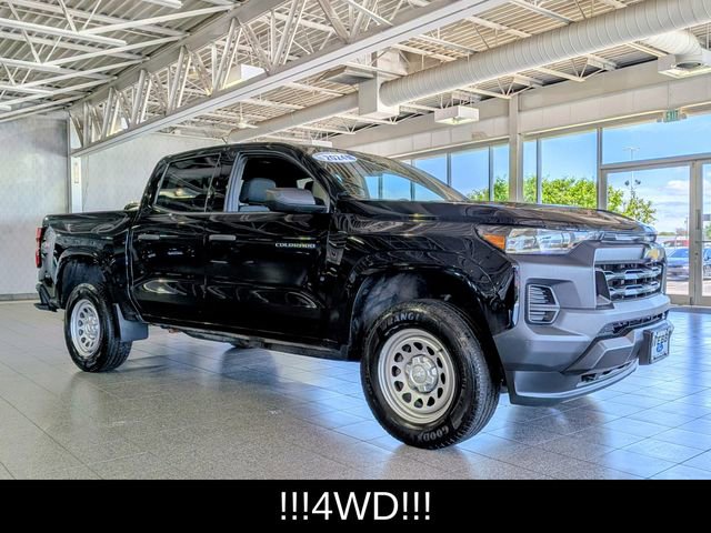Used 2024 Chevrolet Colorado W/T w/ WT Convenience Package AWD/4WD image 2