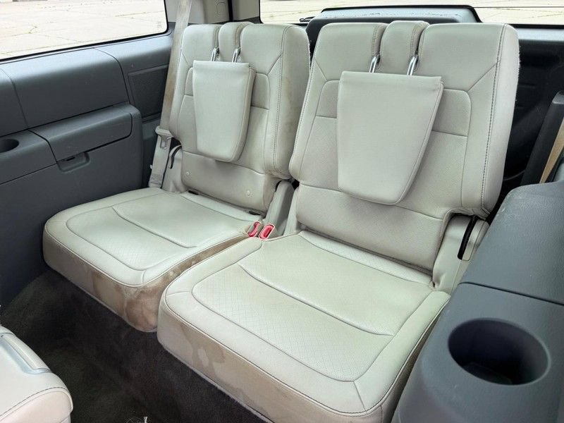 Used 2012 Ford Flex Limited w/ Equipment Group Order Code FWD image 8