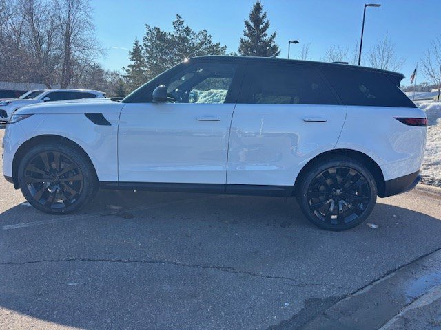 New 2026 Land Rover Range Rover Sport SE AWD/4WD image 8