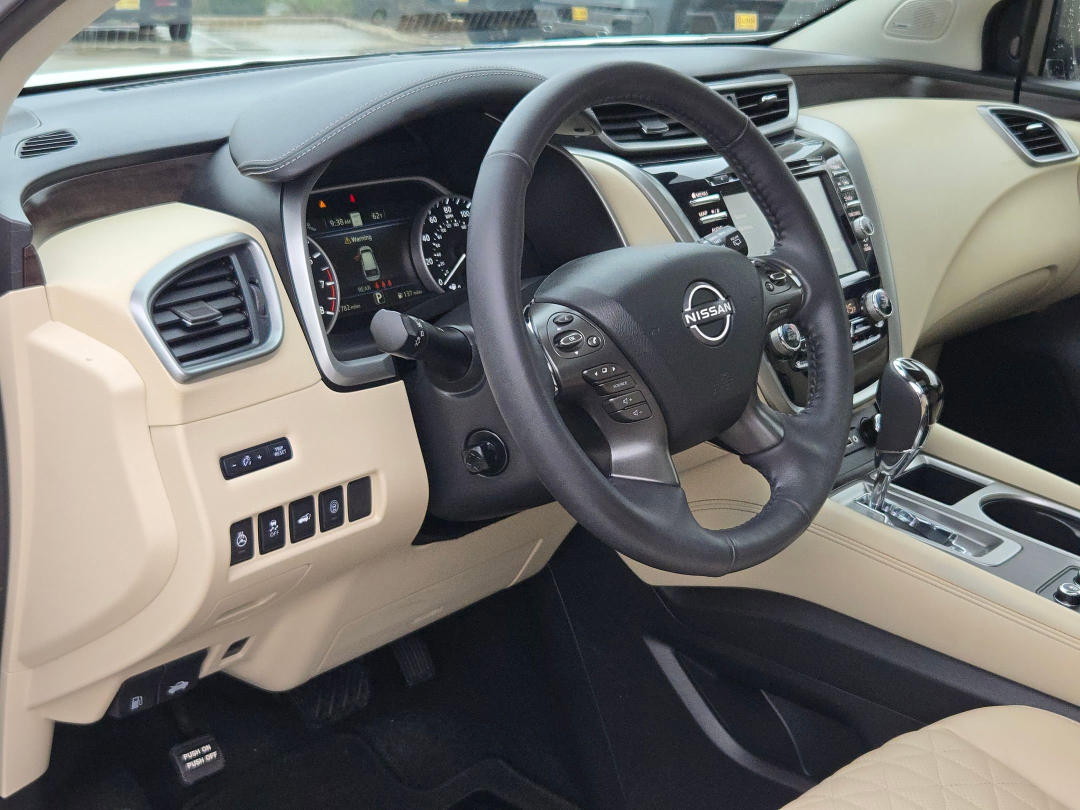 Certified 2024 Nissan Murano Platinum w/ Cargo Package image 11