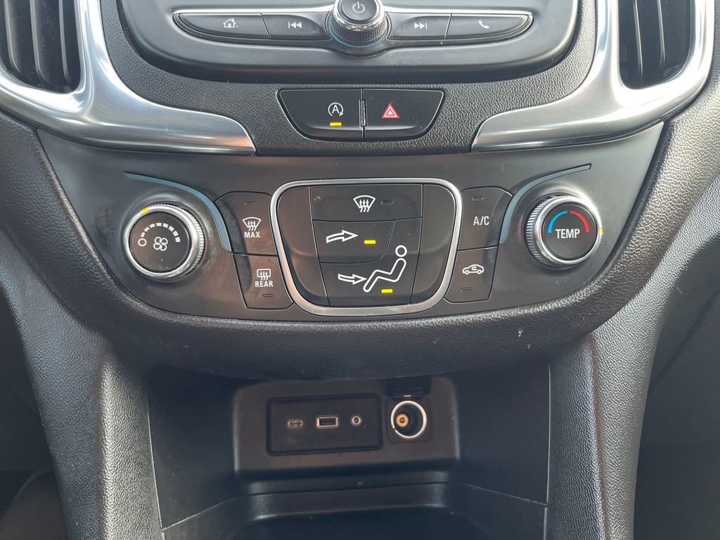 Used 2022 Chevrolet Equinox LT image 32