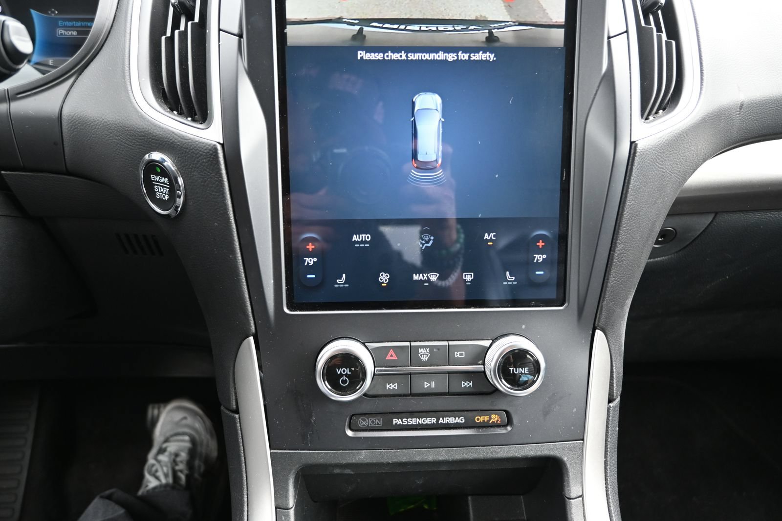 Used 2024 Ford Edge SEL AWD/4WD image 17
