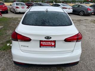 Used 2017 Kia Forte LX FWD image 7
