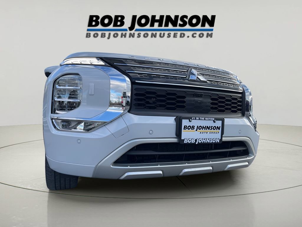 Used 2023 Mitsubishi Outlander SEL image 9