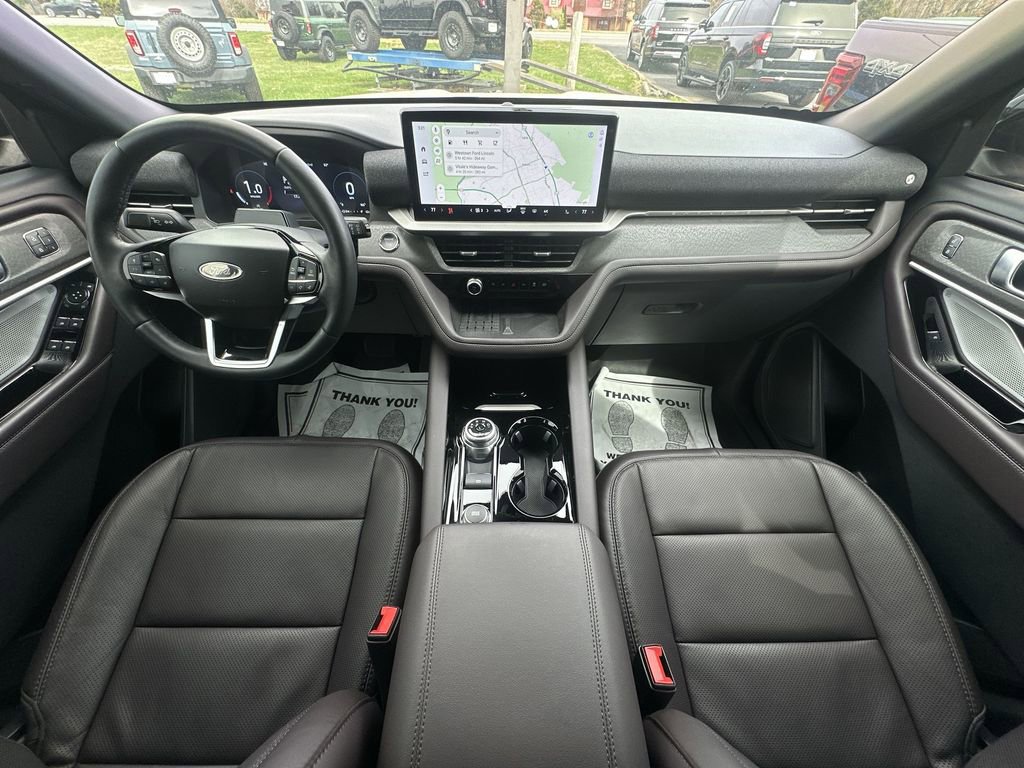 Used 2025 Ford Explorer Platinum w/ Ultimate Package image 21
