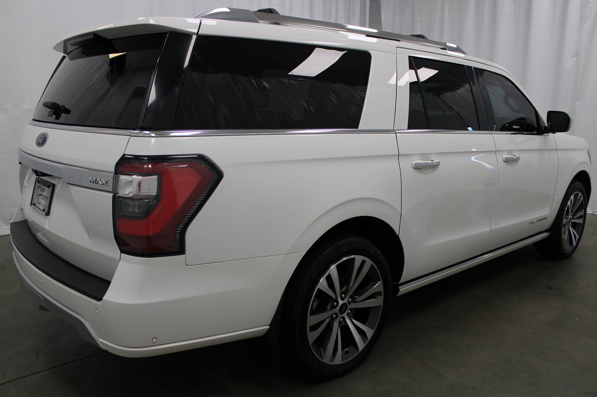 Used 2021 Ford Expedition Max Platinum AWD/4WD image 5
