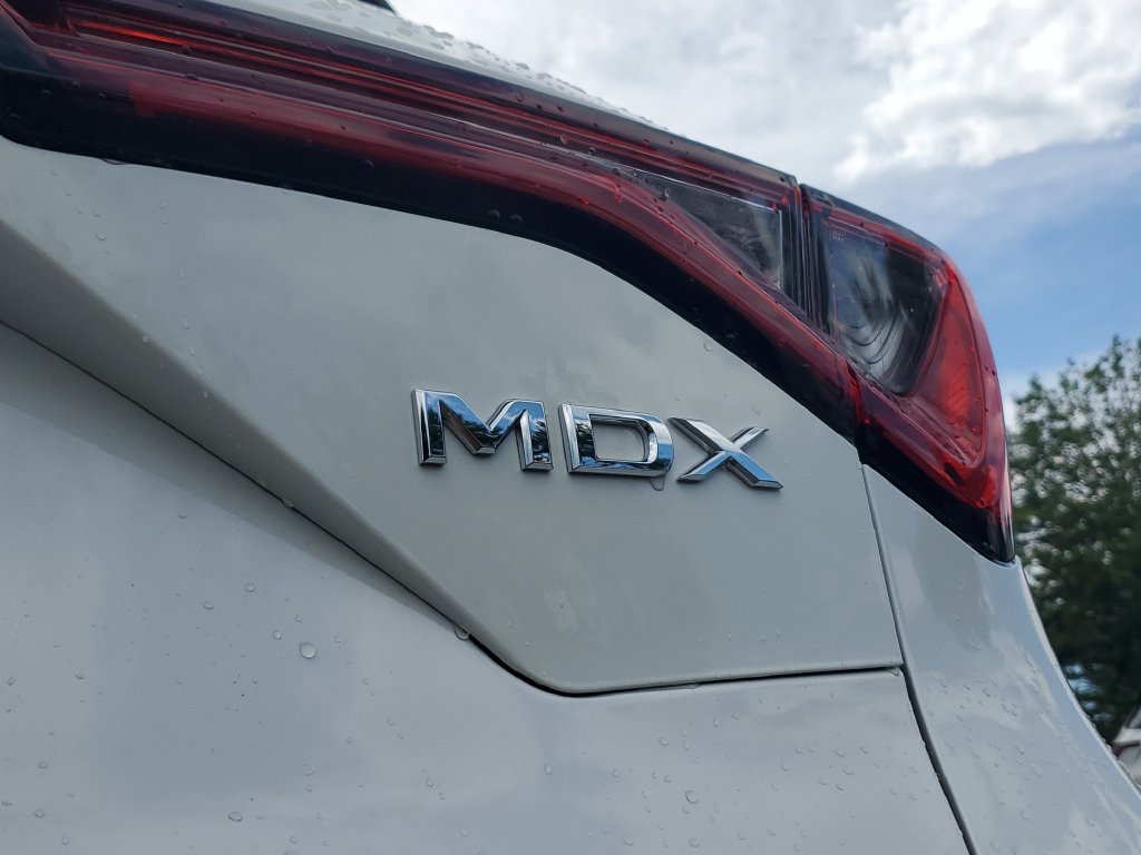 New 2026 Acura MDX w/ Technology Package FWD image 8