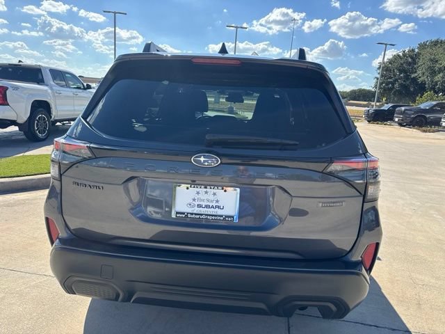 Used 2026 Subaru Forester Premium AWD/4WD image 4