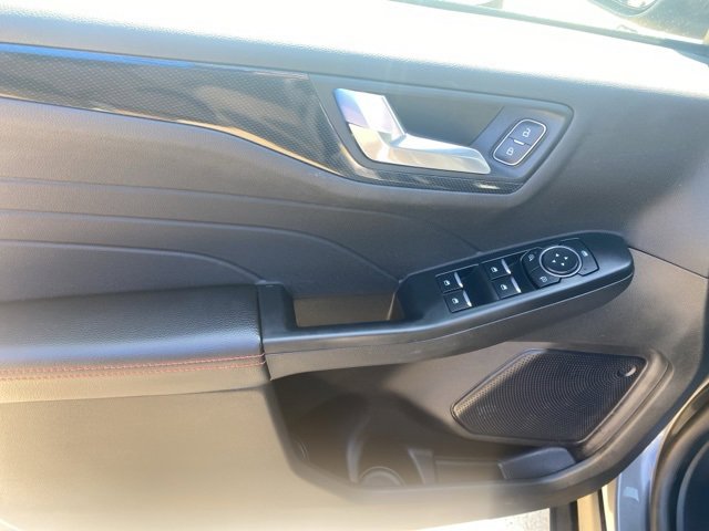 Used 2024 Ford Escape ST-Line image 17