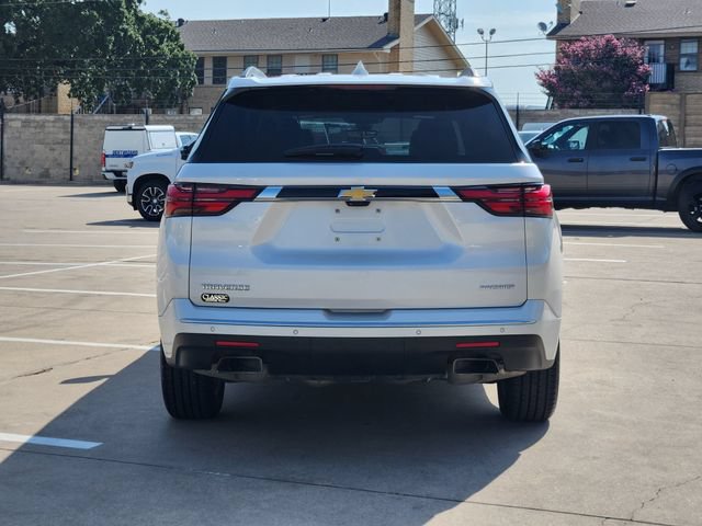 Used 2023 Chevrolet Traverse Premier FWD image 13