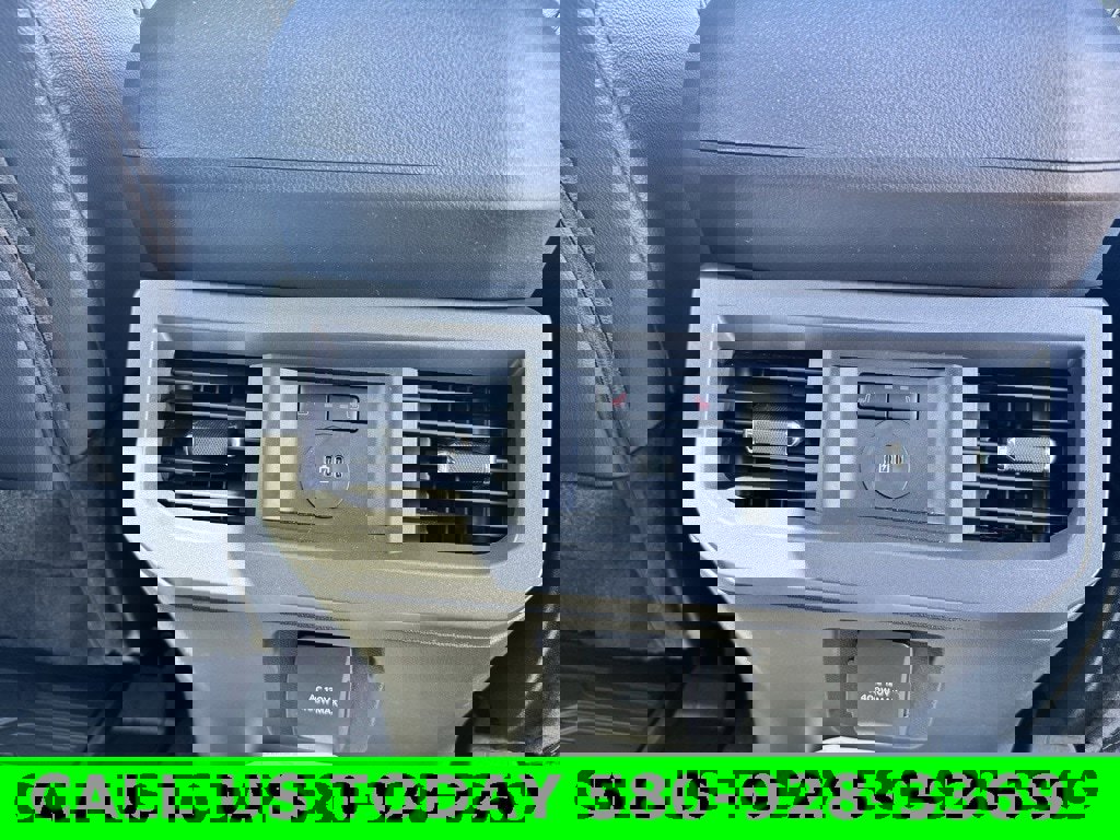 New 2025 Ford F250 Lariat w/ Chrome Package image 18