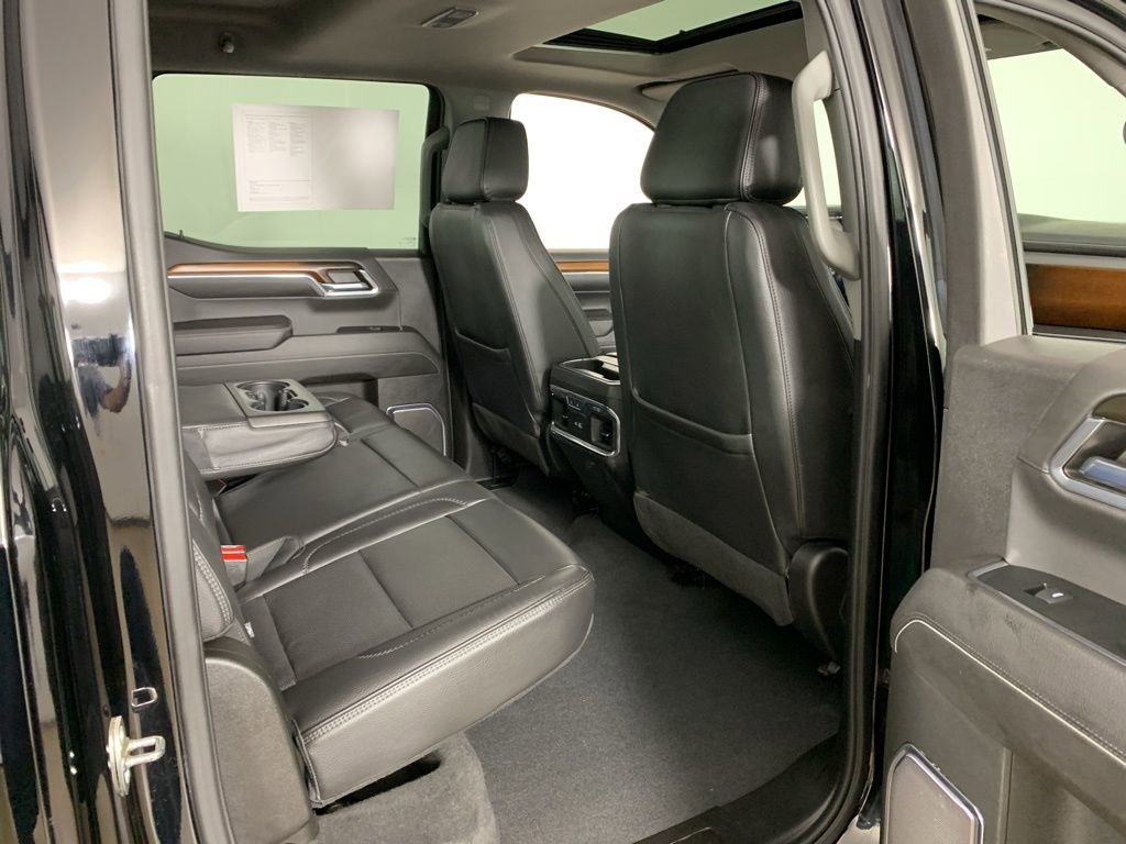 Used 2024 GMC Sierra 1500 Denali w/ Denali Reserve Package image 40