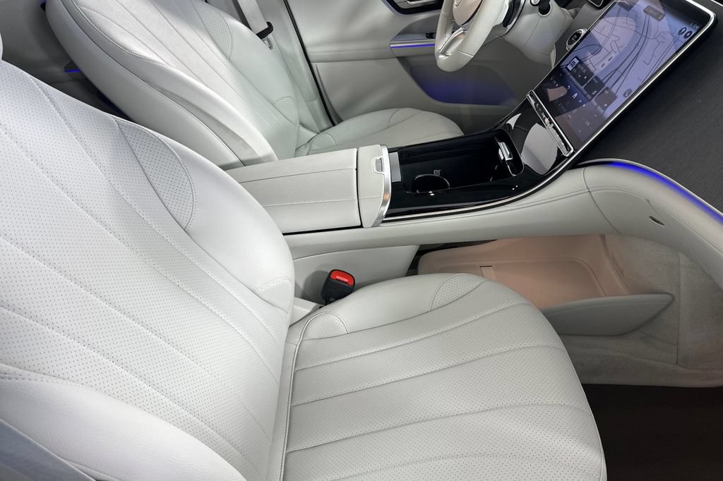 Certified 2026 Mercedes-Benz EQE 320+ SUV image 20