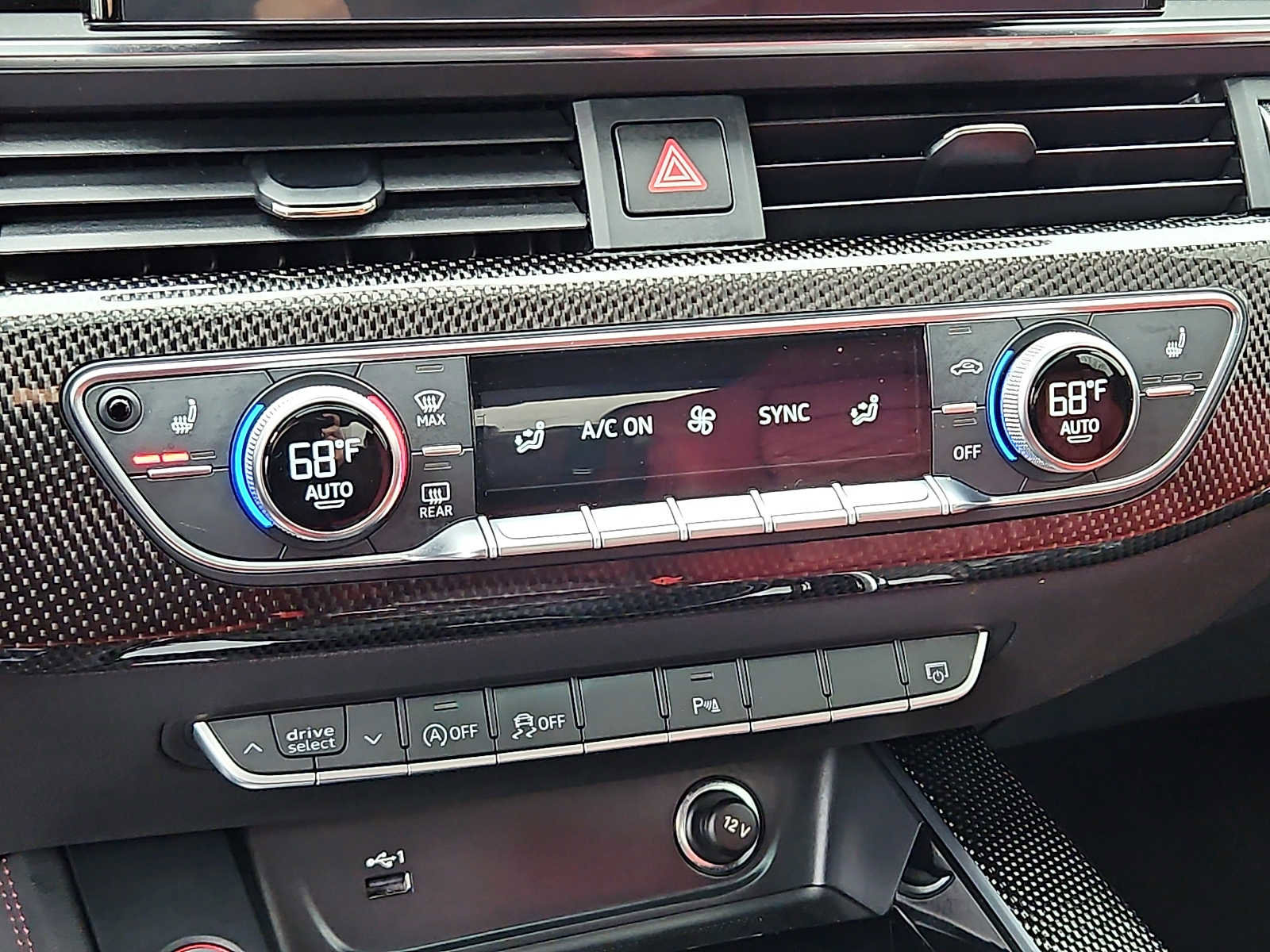 Used 2023 Audi S4 Premium Plus w/ Premium Plus Package image 18