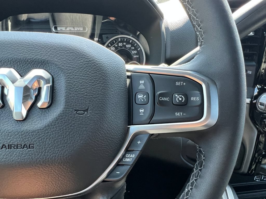 New 2026 RAM 2500 Big Horn AWD/4WD image 17