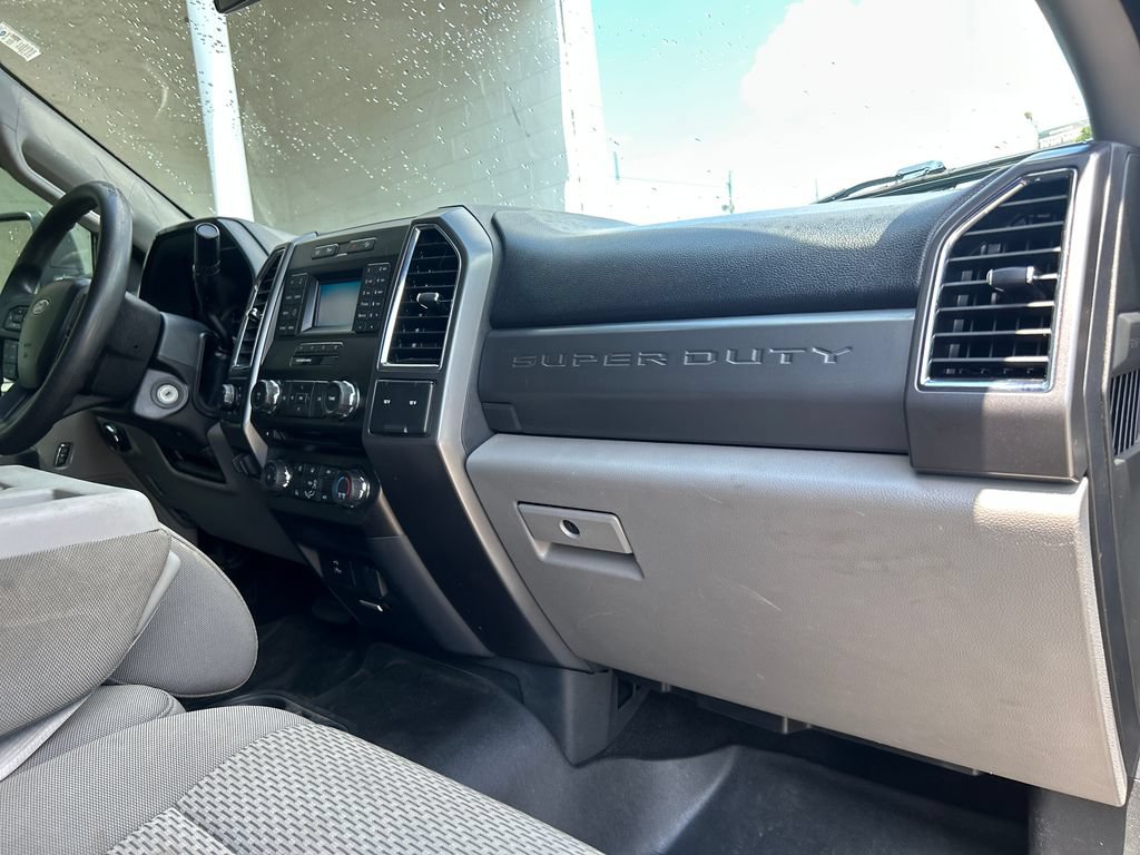 Used 2017 Ford F250 XLT w/ XLT Value Package AWD/4WD image 14