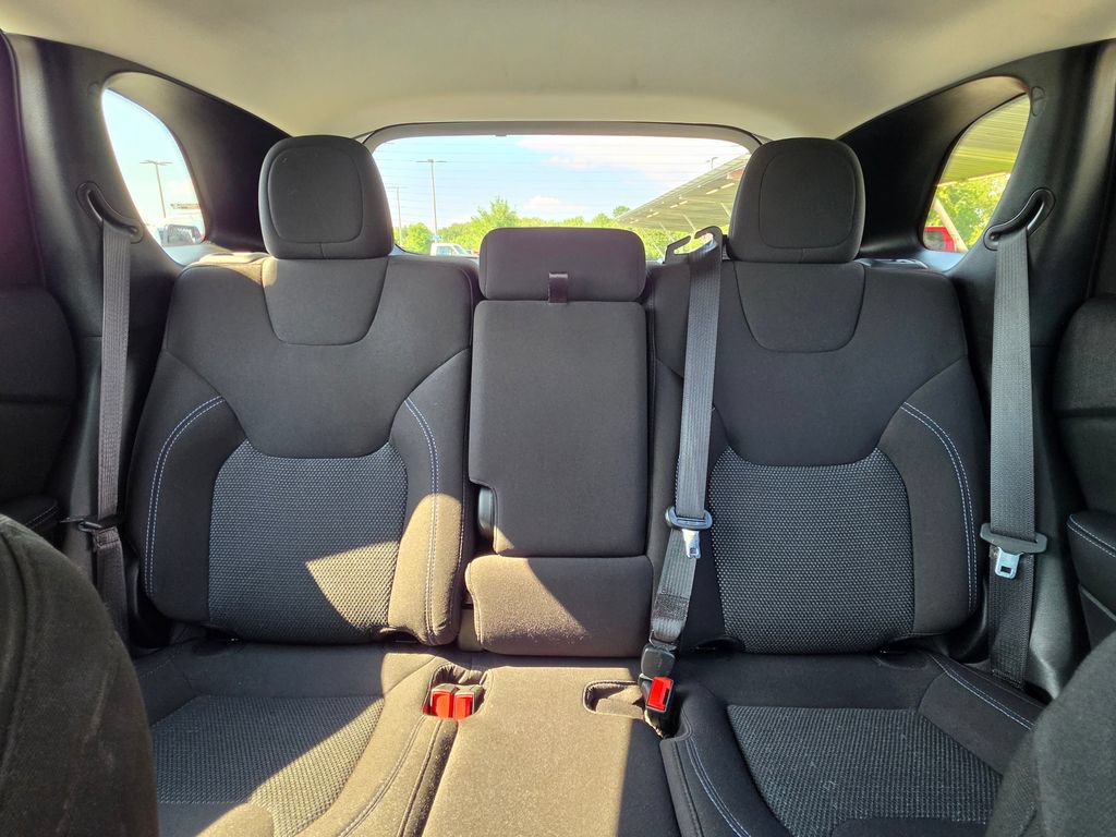 Used 2020 Jeep Cherokee Latitude AWD/4WD image 28