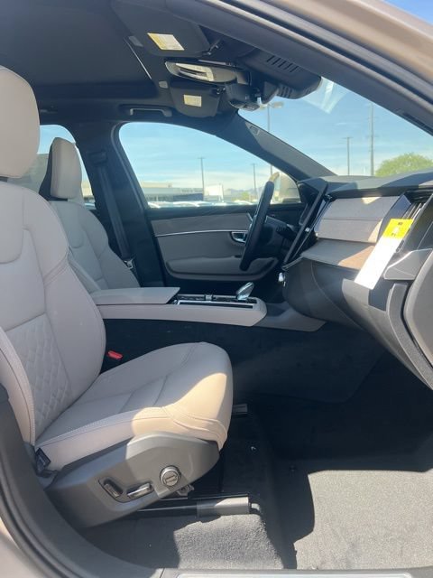 New 2026 Volvo XC90 B5 Core w/ Protection Package Premier AWD/4WD image 34