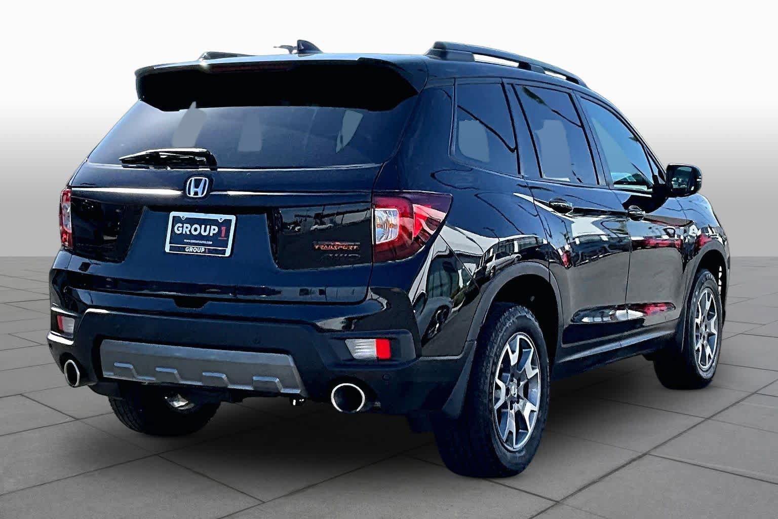 Used 2023 Honda Passport TrailSport image 12