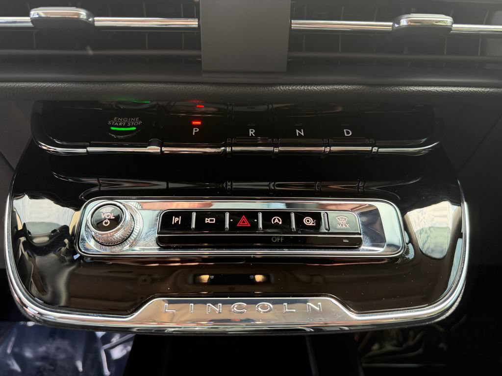 Used 2024 Lincoln Corsair Reserve FWD image 24