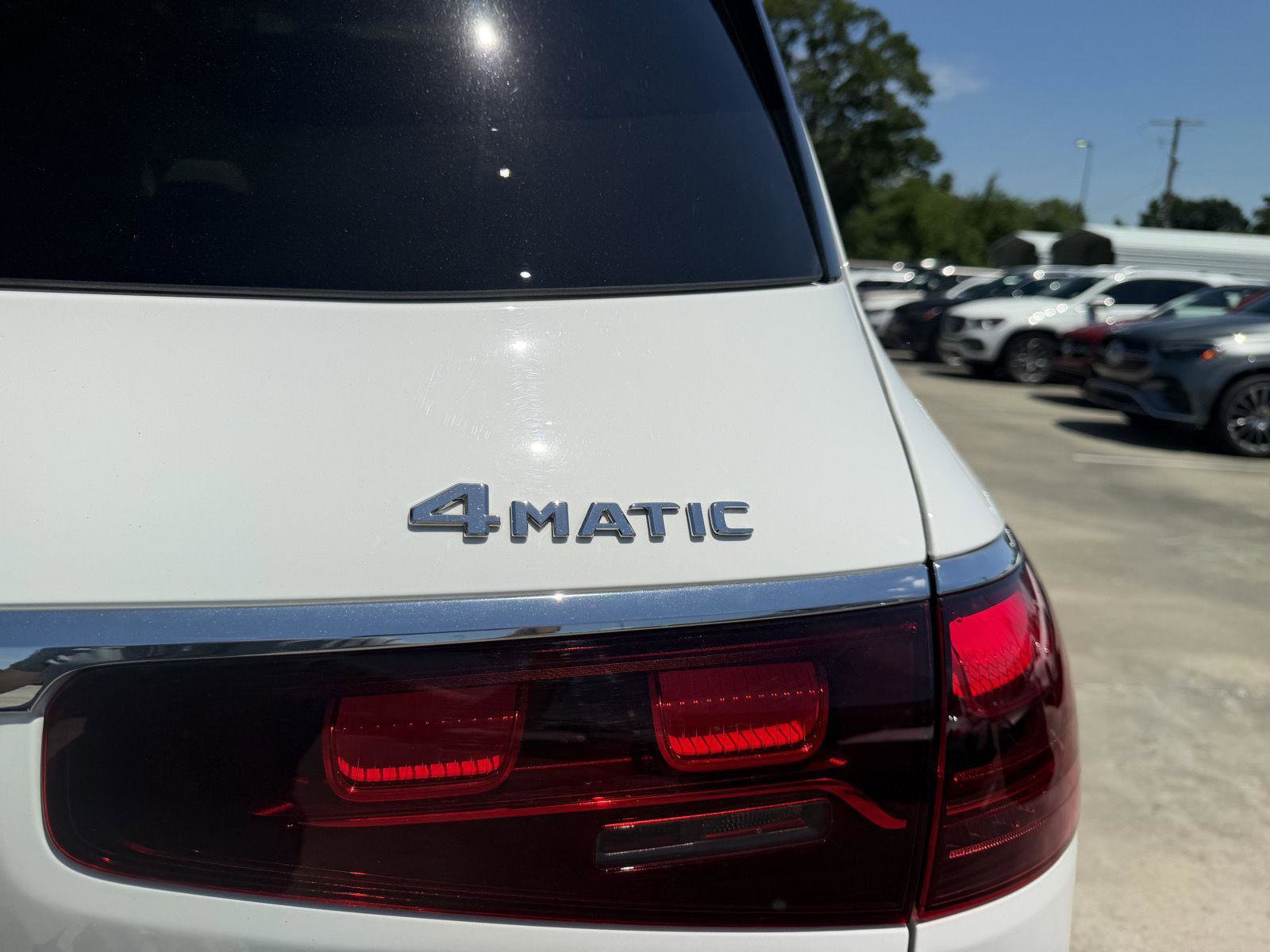 Certified 2025 Mercedes-Benz GLS 450 4MATIC image 21