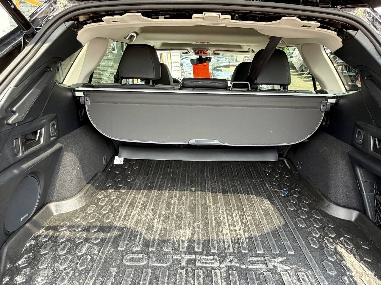Used 2025 Subaru Outback Onyx Edition AWD/4WD image 19