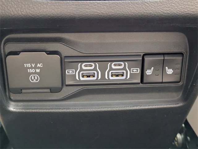 New 2025 Jeep Grand Cherokee Limited w/ Luxury Tech Group II image 15