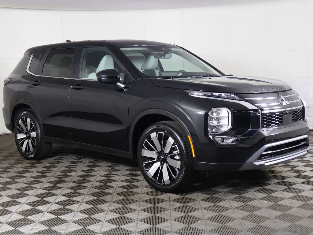 New 2026 Mitsubishi Outlander SE FWD image 2