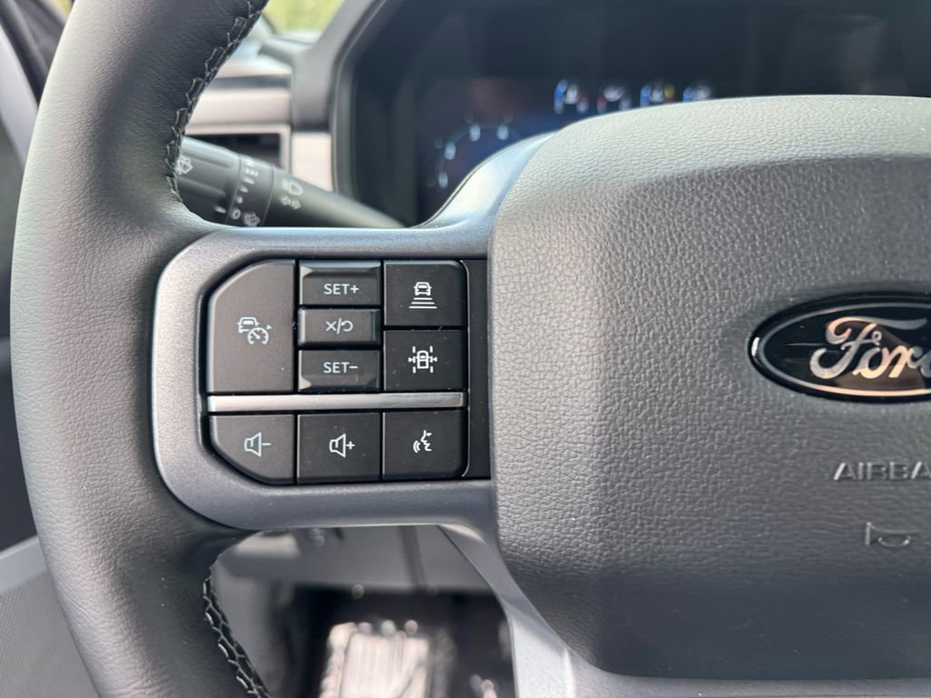 New 2025 Ford F150 Lariat w/ Equipment Group 501A Mid image 31