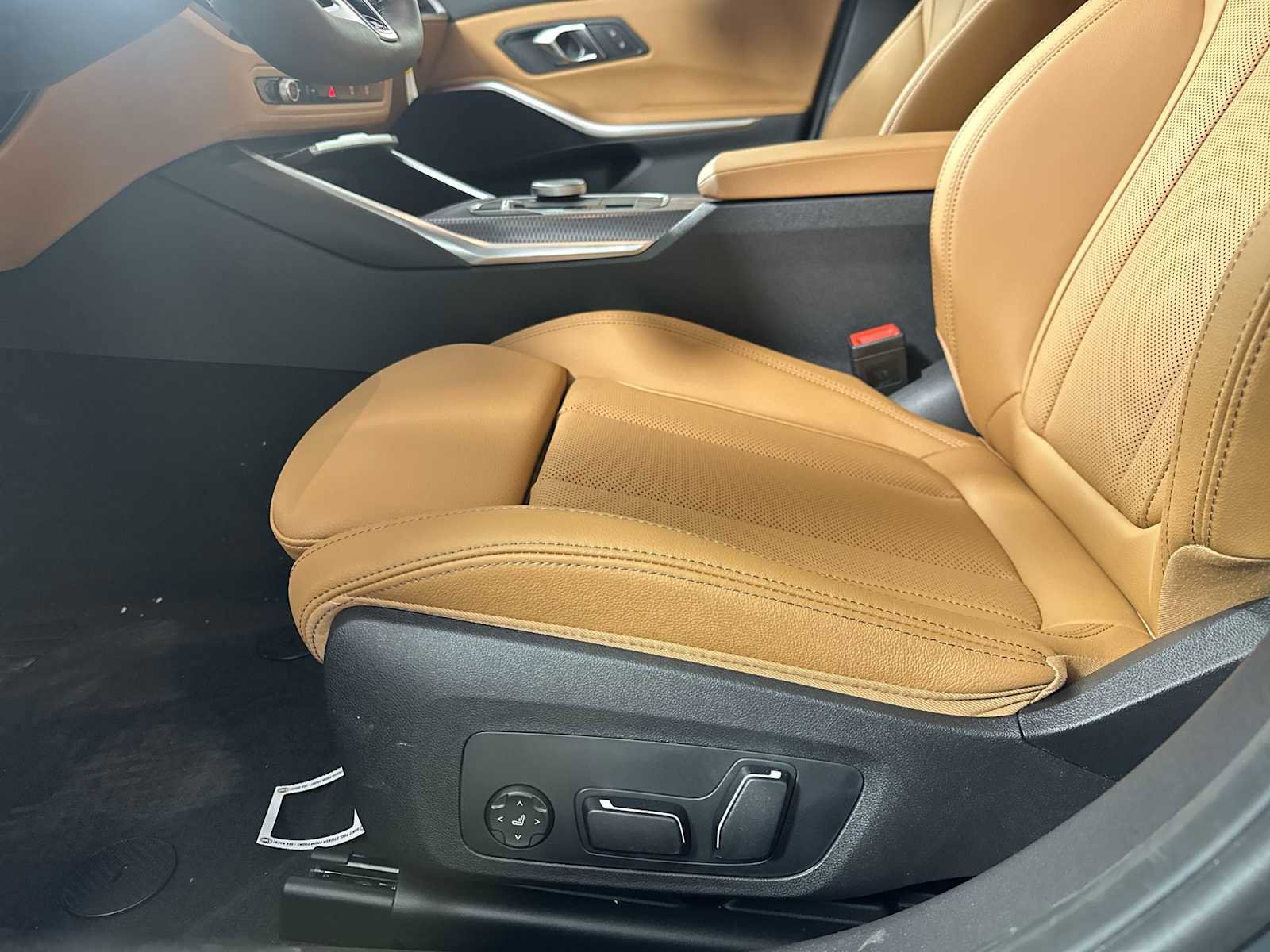 New 2026 BMW 330i xDrive Sedan w/ M Sport Package image 12