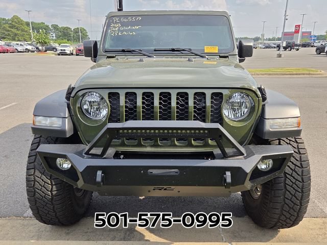 Used 2023 Jeep Gladiator Sport AWD/4WD image 8