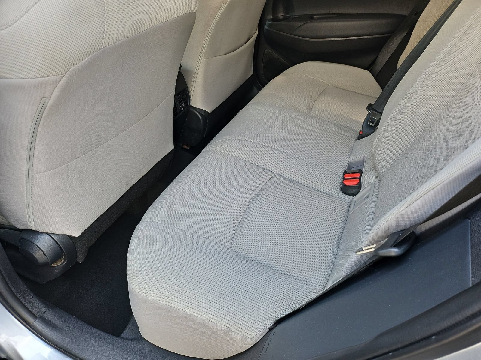 Used 2022 Toyota Corolla Cross L FWD image 33