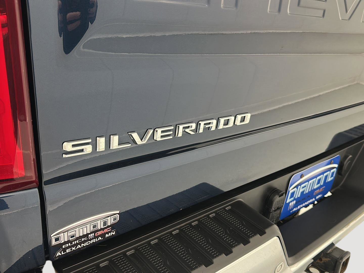 Used 2020 Chevrolet Silverado 1500 LTZ image 30