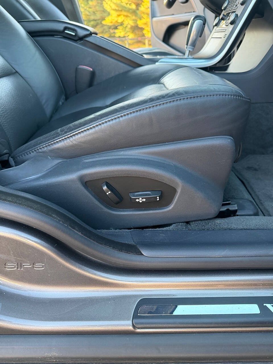 Used 2011 Volvo S80 3.2 w/ Climate Pkg FWD image 37