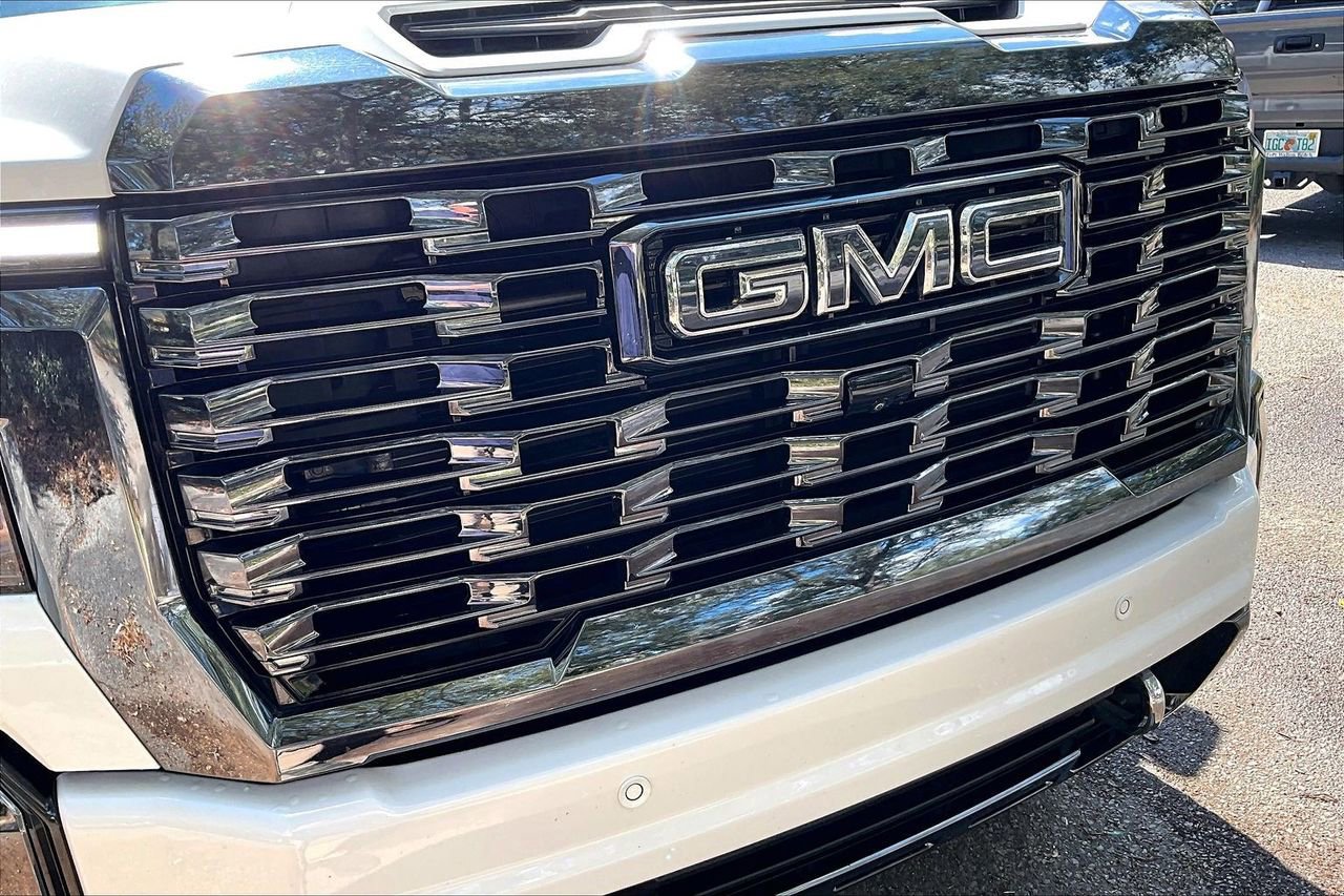 Used 2024 GMC Sierra 2500 Denali Ultimate image 30