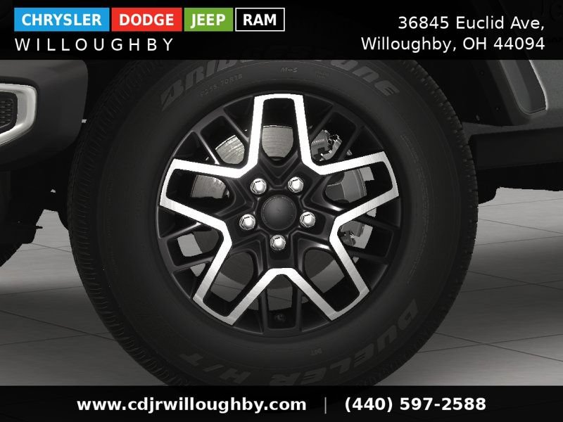 New 2024 Jeep Wrangler Unlimited Sahara w/ Technology Group AWD/4WD image 13
