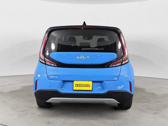 Used 2023 Kia Soul S FWD image 4