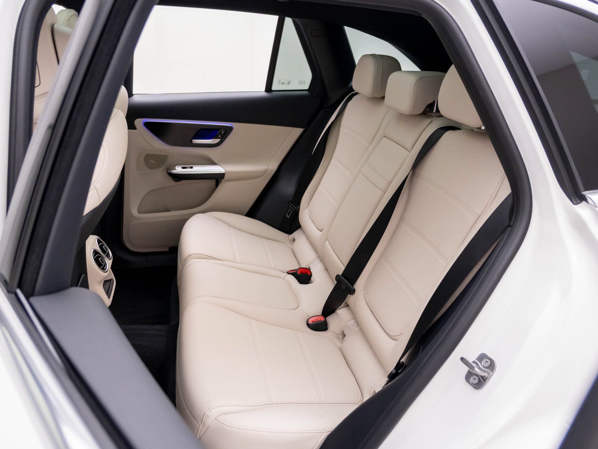 New 2026 Mercedes-Benz GLC 300 4MATIC image 18
