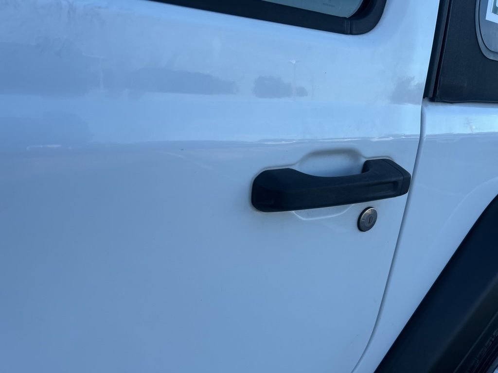 Used 2018 Jeep Wrangler Sport image 21