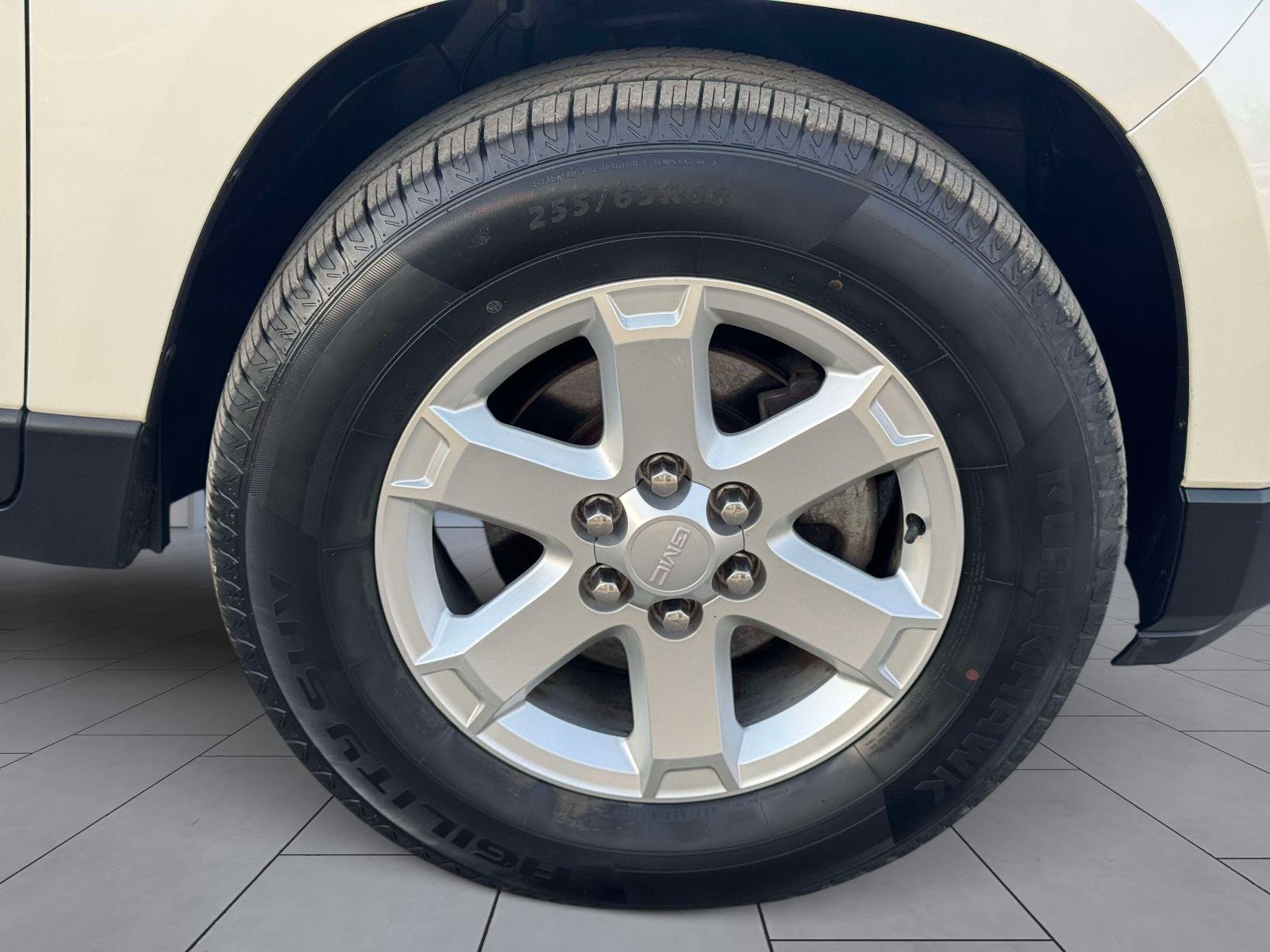 Used 2015 GMC Acadia SLE AWD/4WD image 8