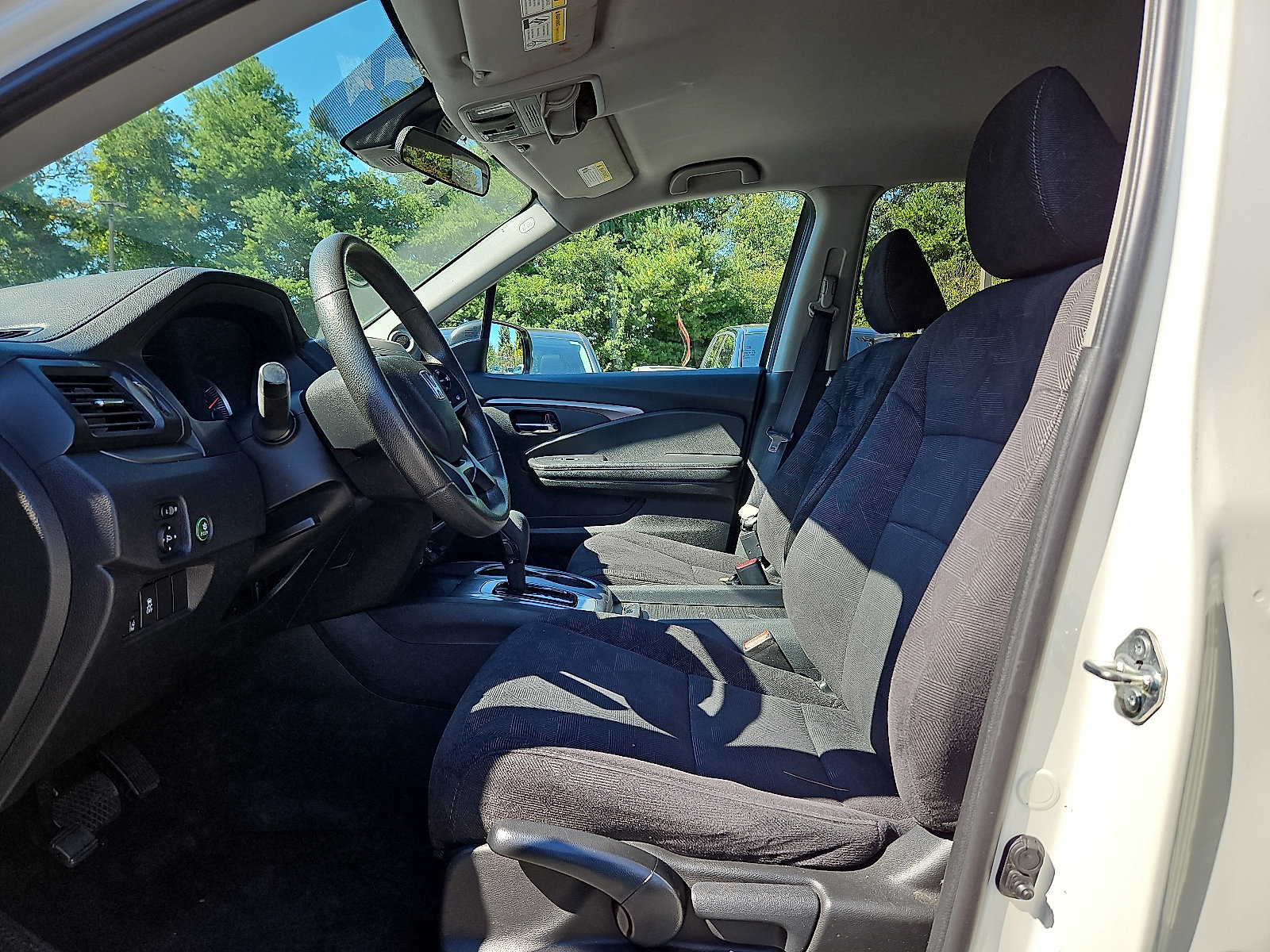 Used 2019 Honda Pilot LX image 13