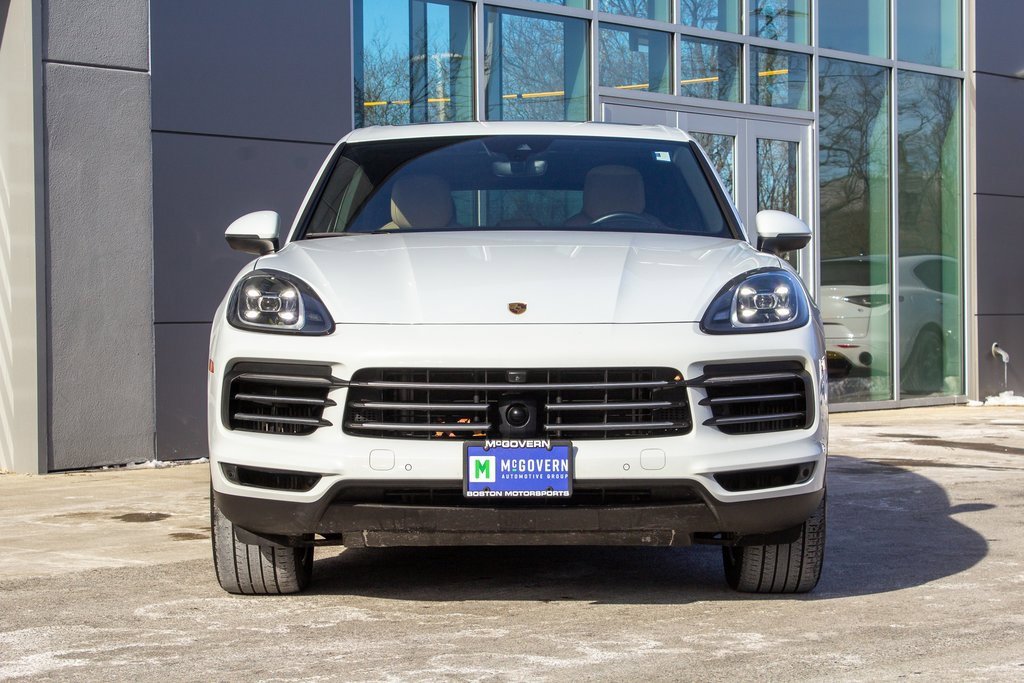 Used 2023 Porsche Cayenne image 2