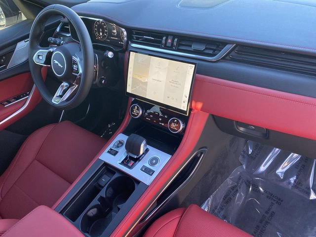 New 2025 Jaguar F-PACE R-Dynamic S AWD/4WD image 11
