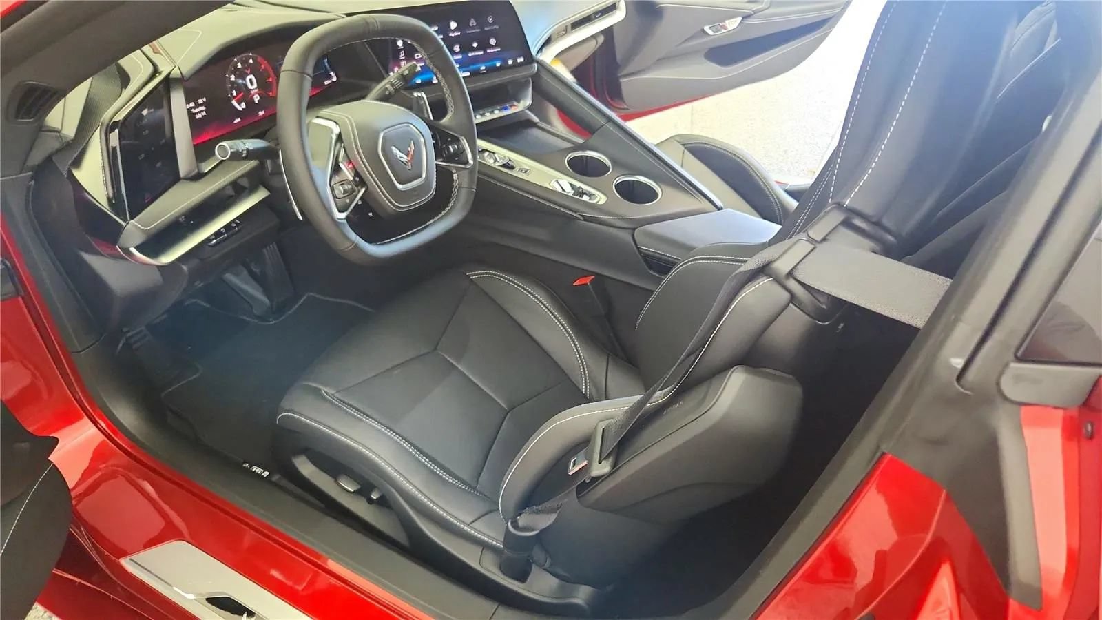 New 2027 Chevrolet Corvette Stingray Coupe w/ 1LT RWD image 14