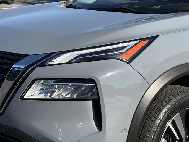 Certified 2022 Nissan Rogue Platinum w/ Head-Up Display Package image 8