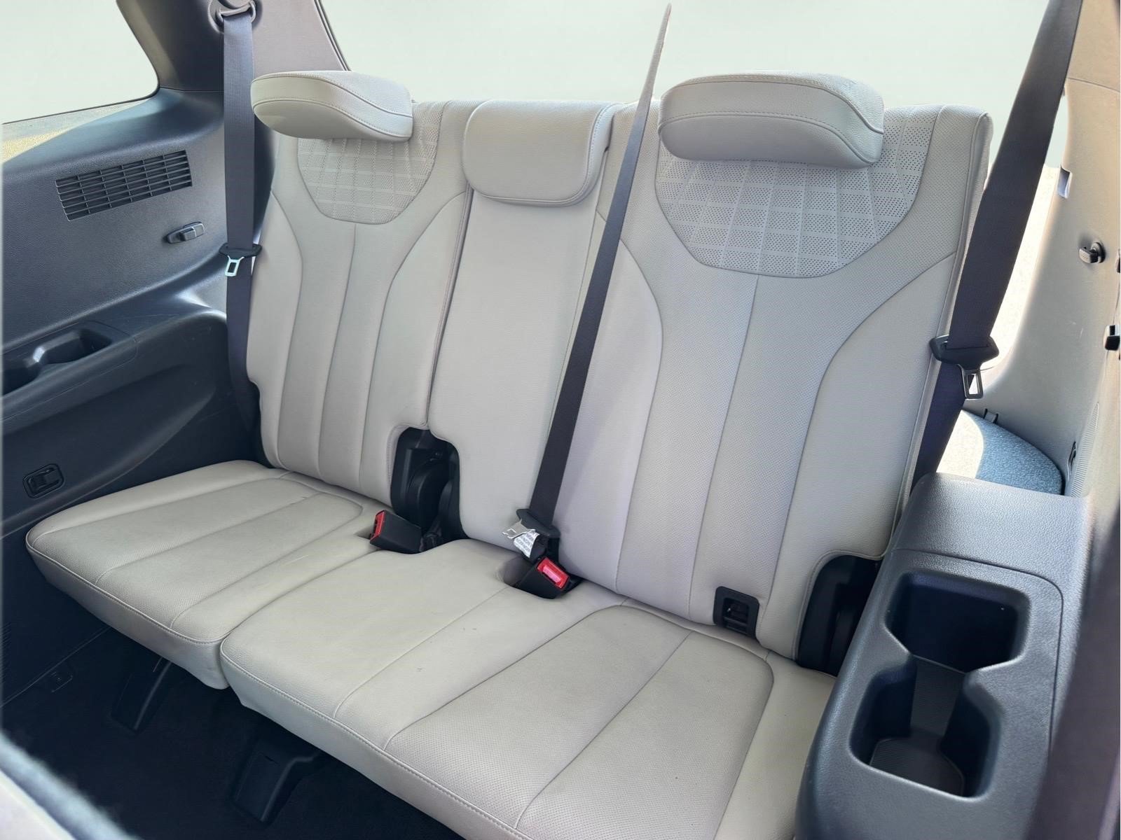 Certified 2024 Hyundai Palisade Limited AWD/4WD image 16