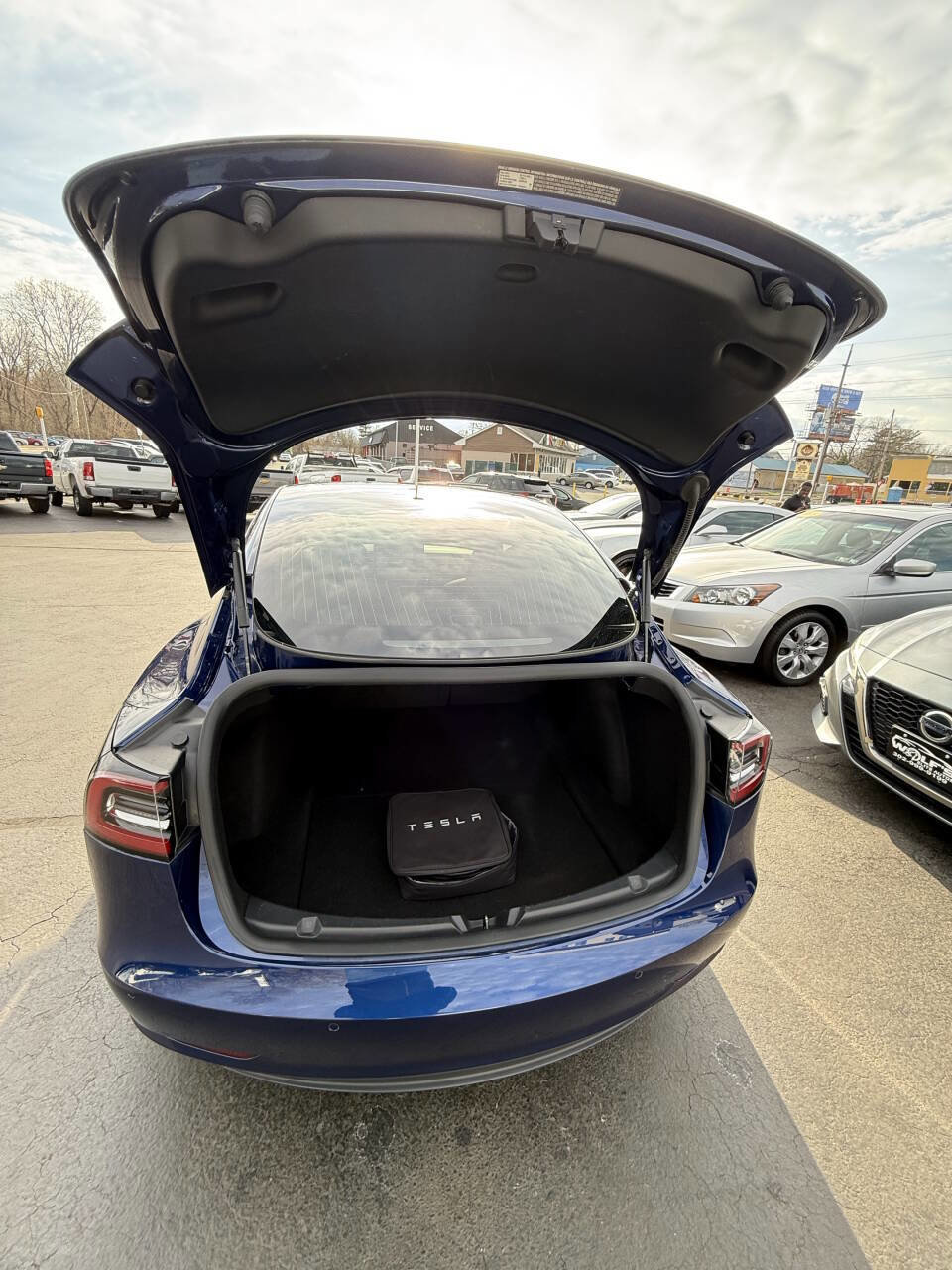 Used 2018 Tesla Model 3 Long Range image 20