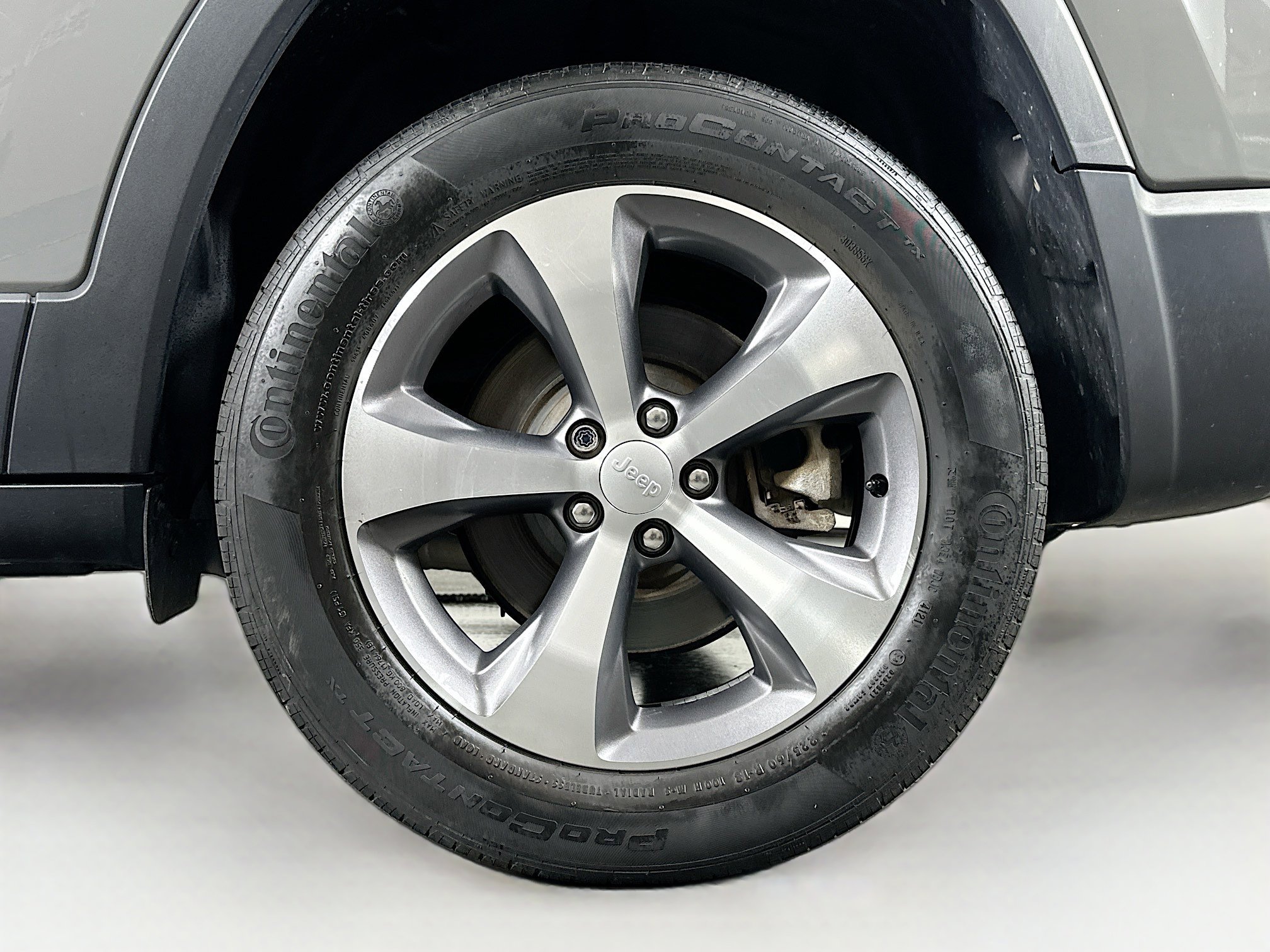 Used 2021 Jeep Cherokee Limited image 11